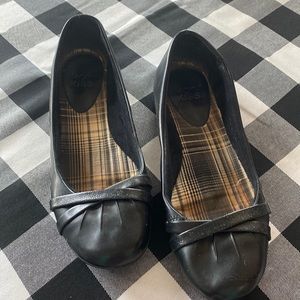 Hotkiss shoes Women's 9 ballerina flat, black slide on dress shoe slip on EUC